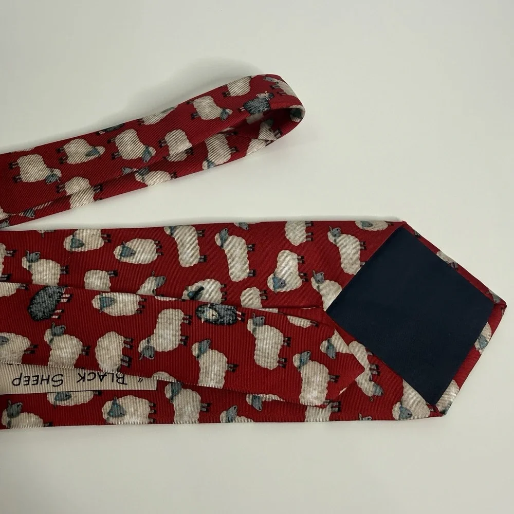 Alynn Men's Silk Necktie Black Sheep Red 3 5/8 x 57